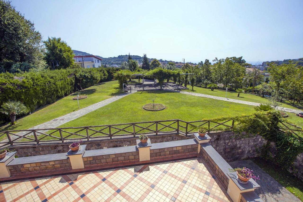 Amore Rentals - Residence Bosco SantʼAgata sui Due Golfi Exterior foto